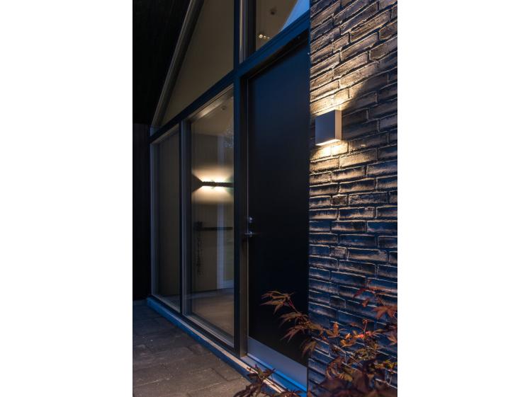 Light Point - Compact LED Outdoor Wall Lamp